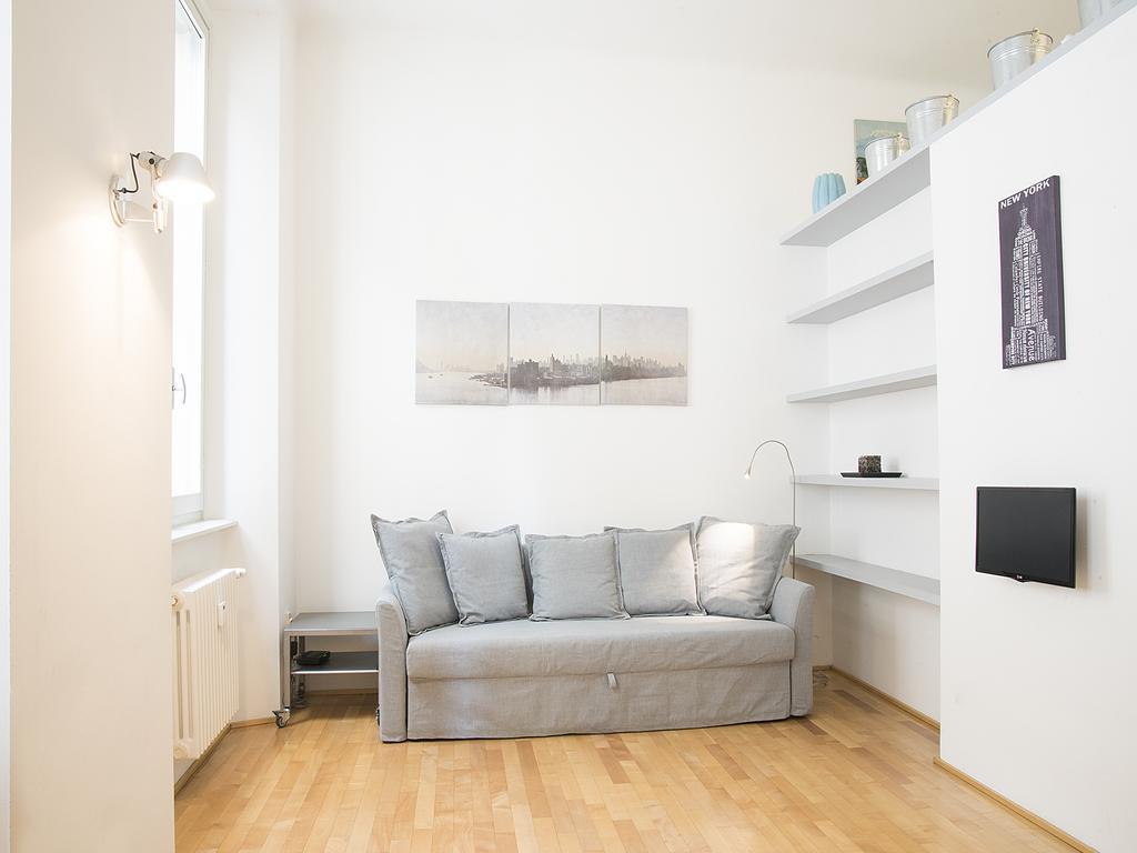 Easyhomes - Missori Zebedia ミラノ エクステリア 写真